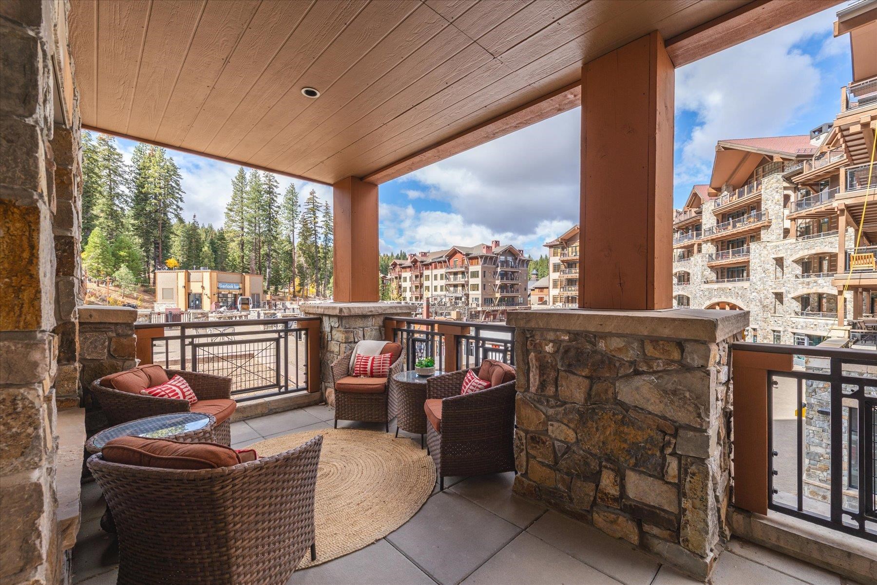 7001 Northstar Drive Unit: 202