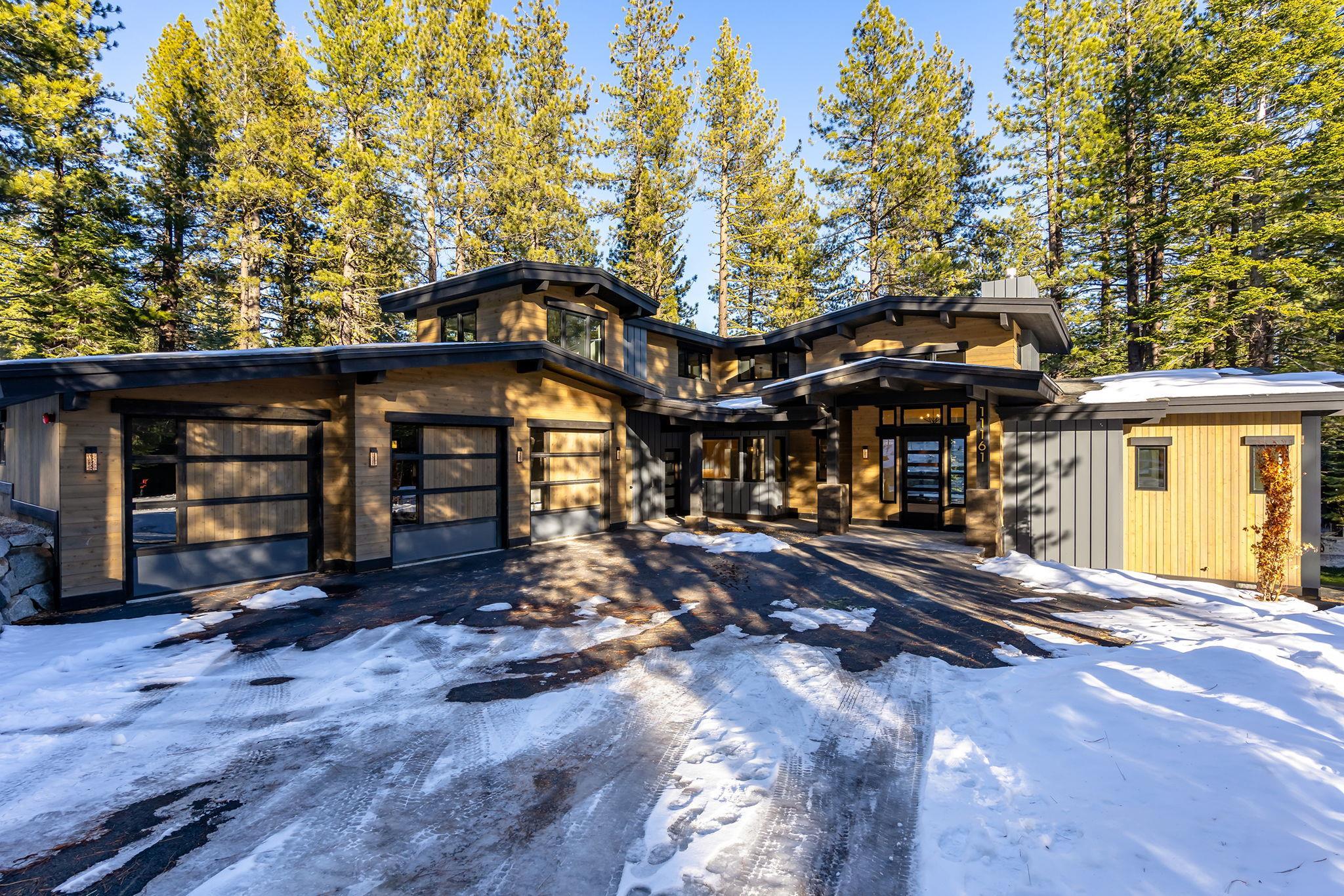 11161 Parkland Drive