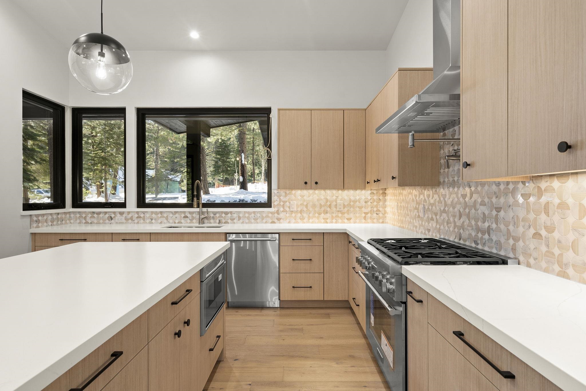 11161 Parkland Drive