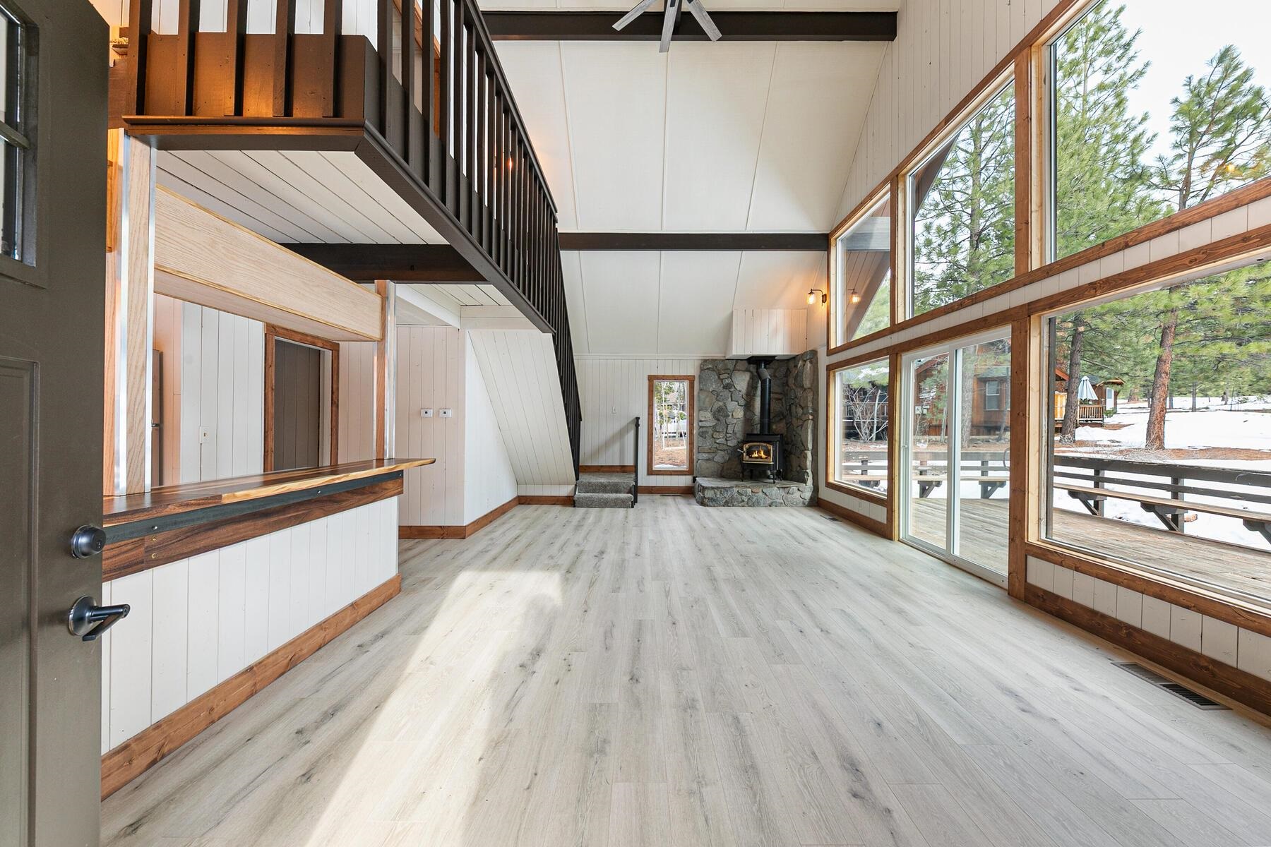 14977 Cavalier Rise