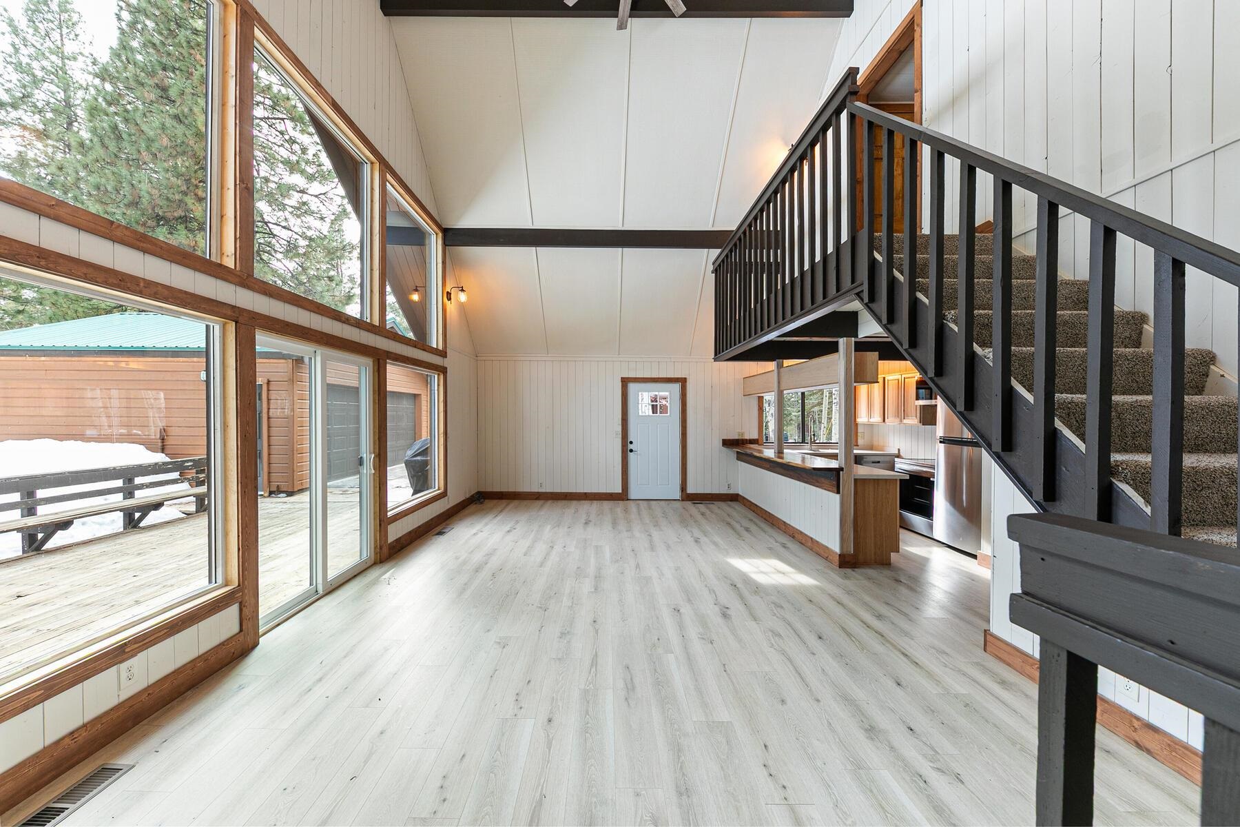 14977 Cavalier Rise