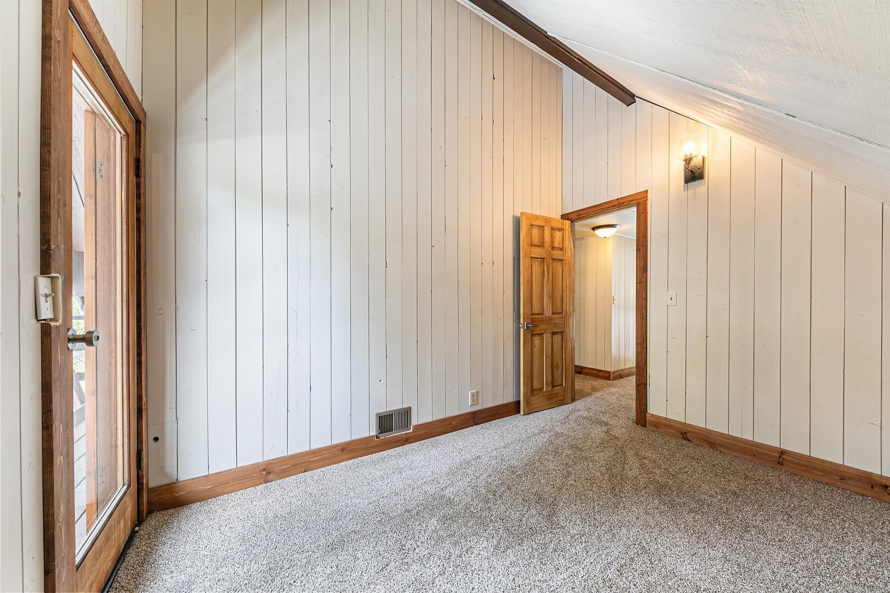 14977 Cavalier Rise
