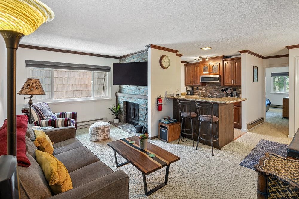 7600 North Lake Boulevard Unit: 19