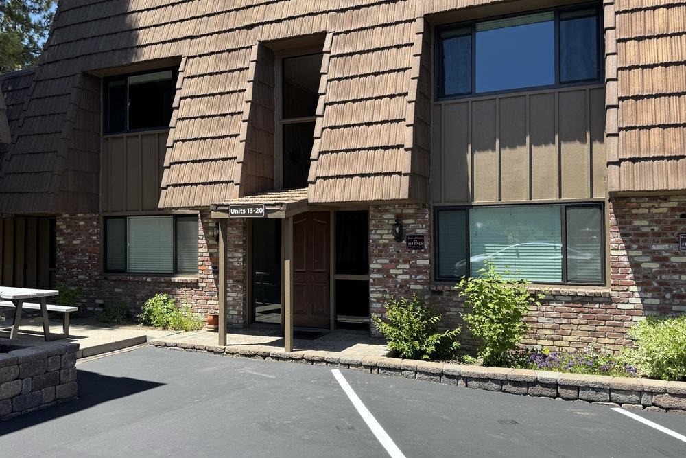 7600 North Lake Boulevard Unit: 19