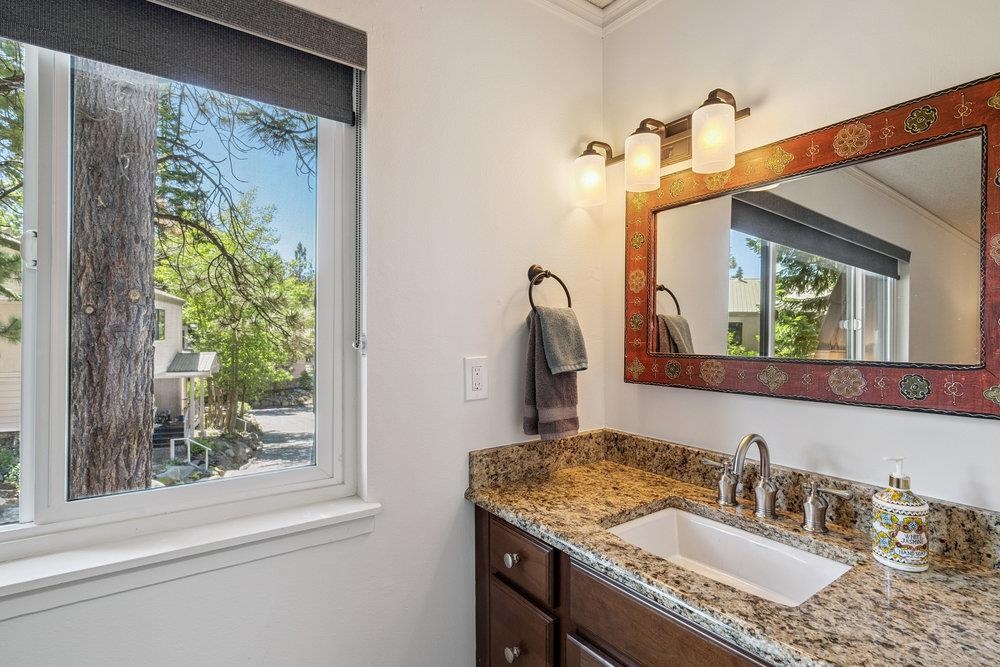 7600 North Lake Boulevard Unit: 19