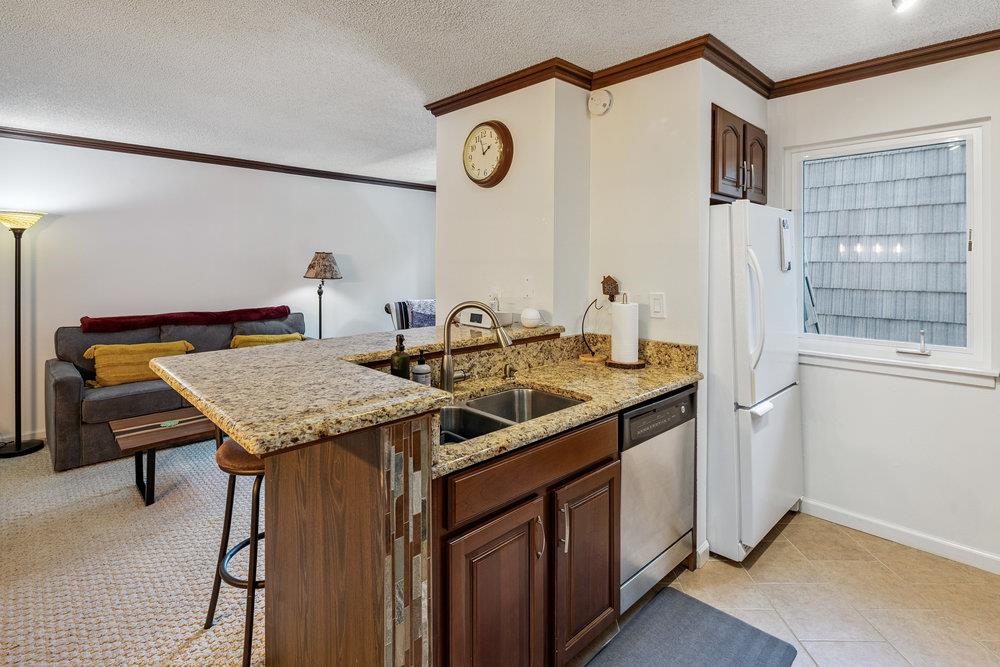 7600 North Lake Boulevard Unit: 19