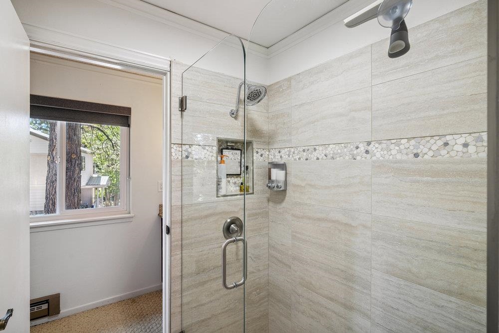 7600 North Lake Boulevard Unit: 19