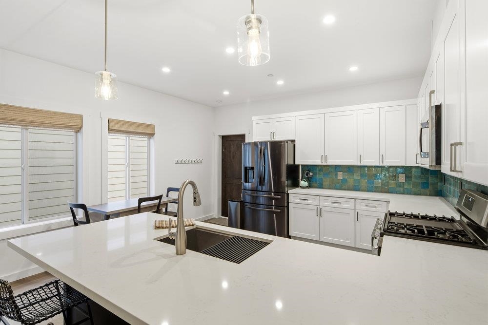 11365 Wolverine Circle