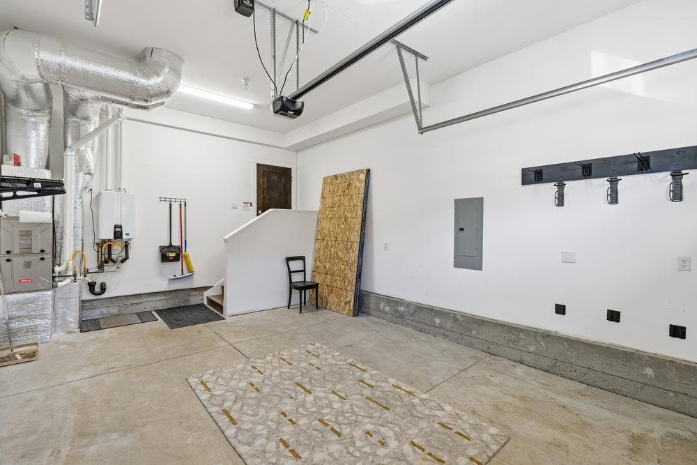 11365 Wolverine Circle