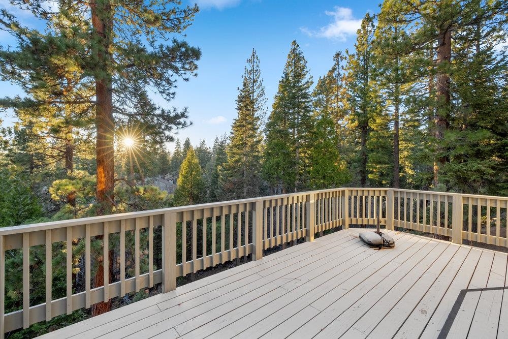 1360 Canterbury Drive