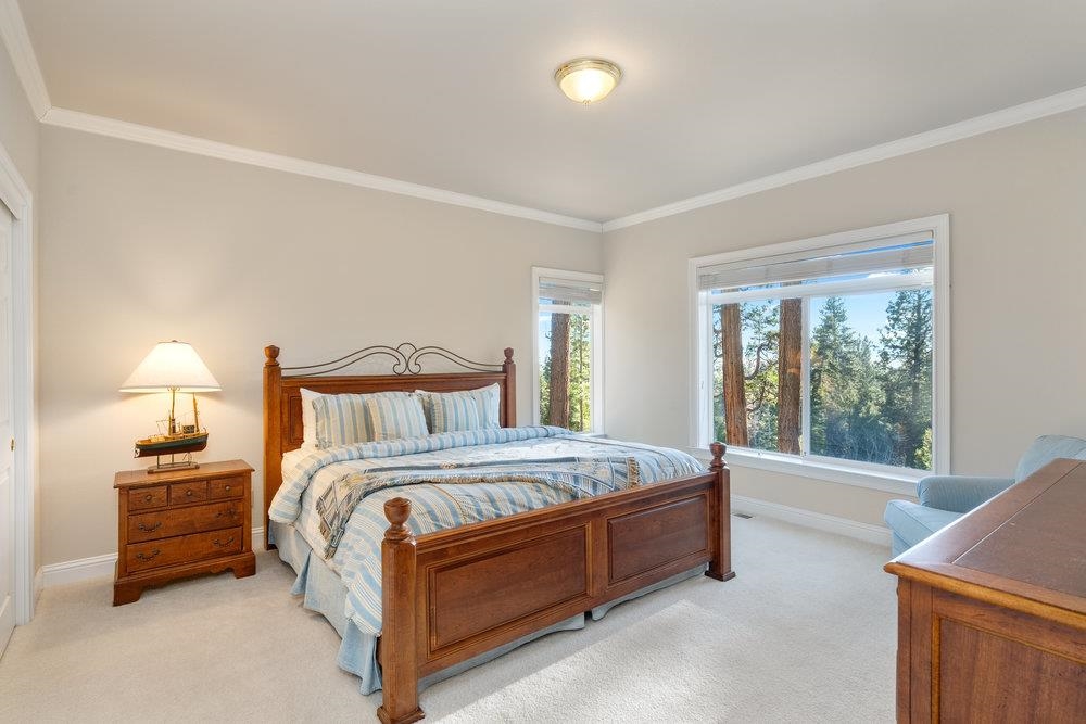 1360 Canterbury Drive