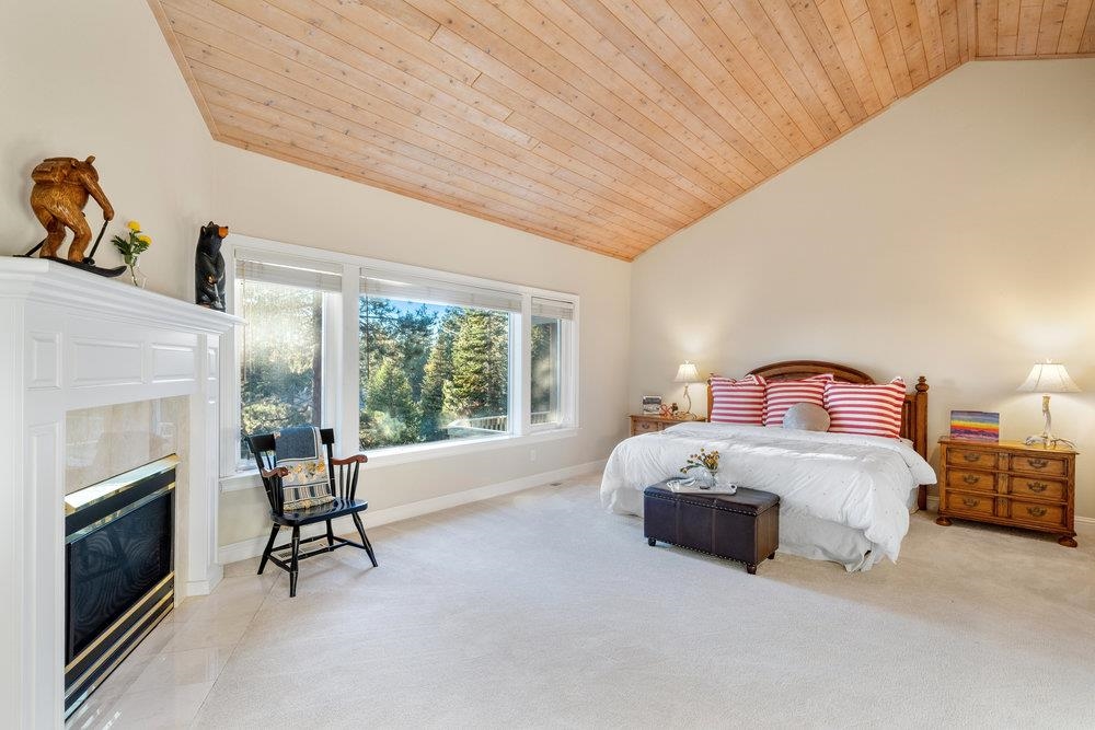 1360 Canterbury Drive