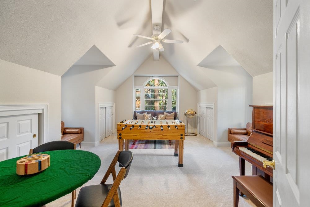 1360 Canterbury Drive