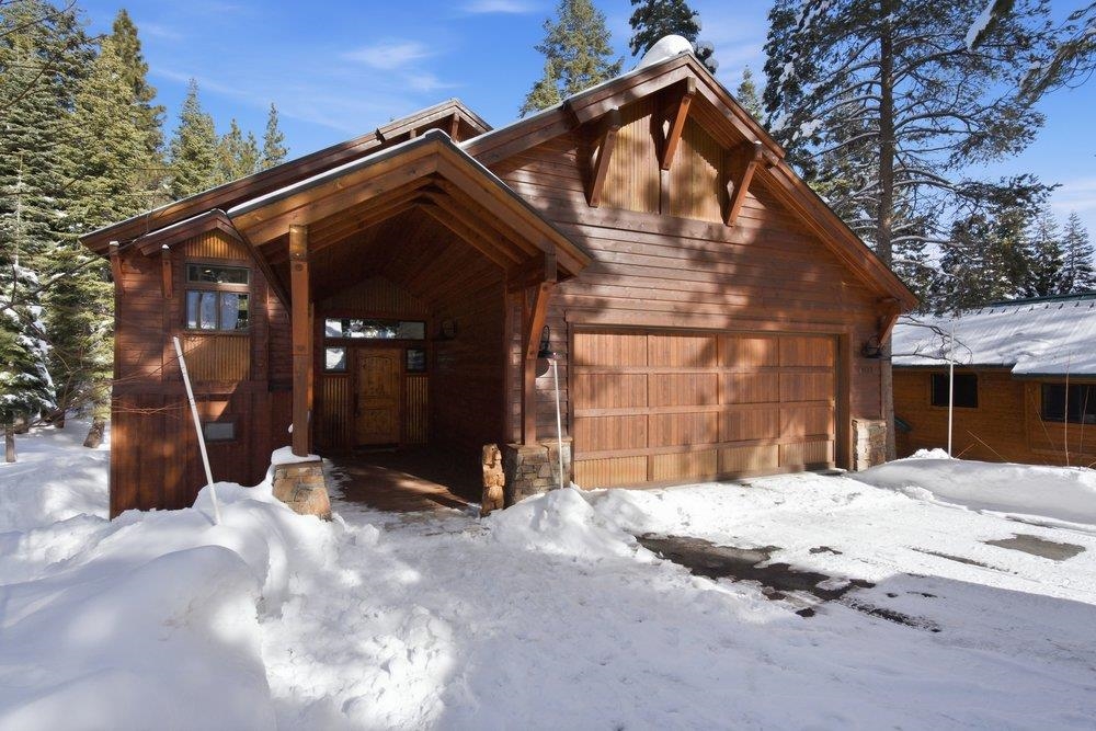 13572 Weisshorn Avenue