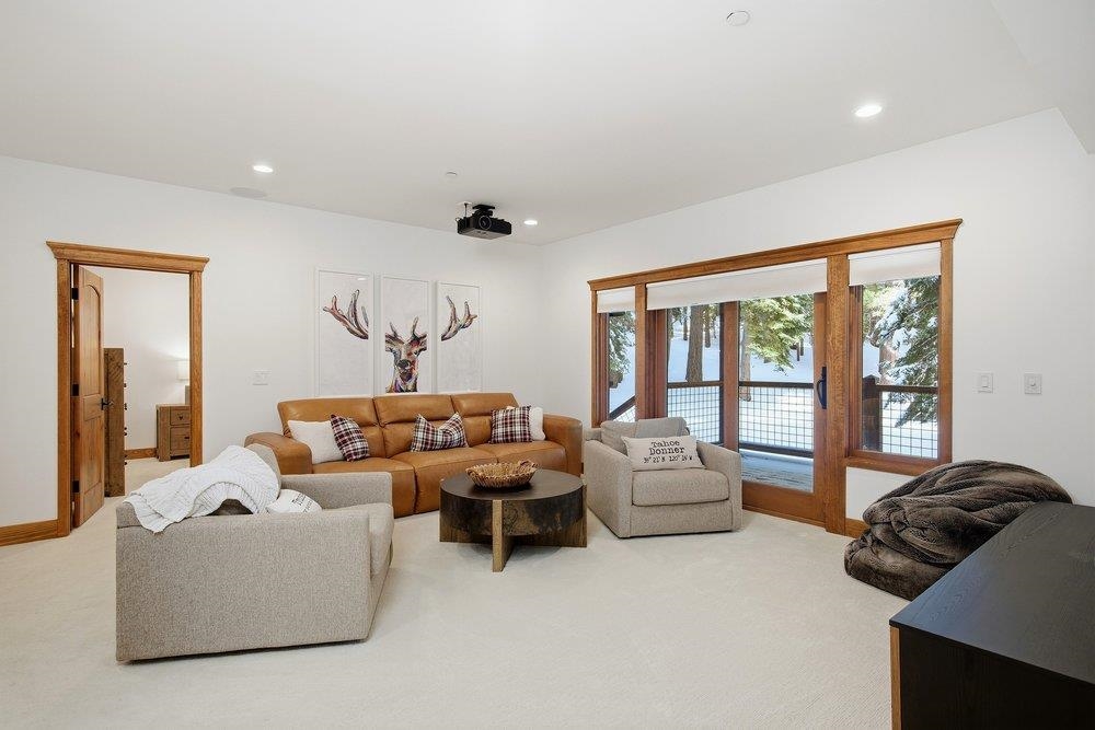 13572 Weisshorn Avenue