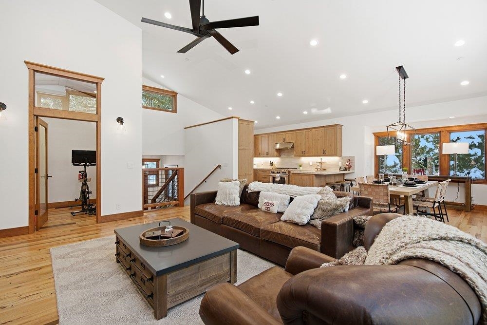 13572 Weisshorn Avenue