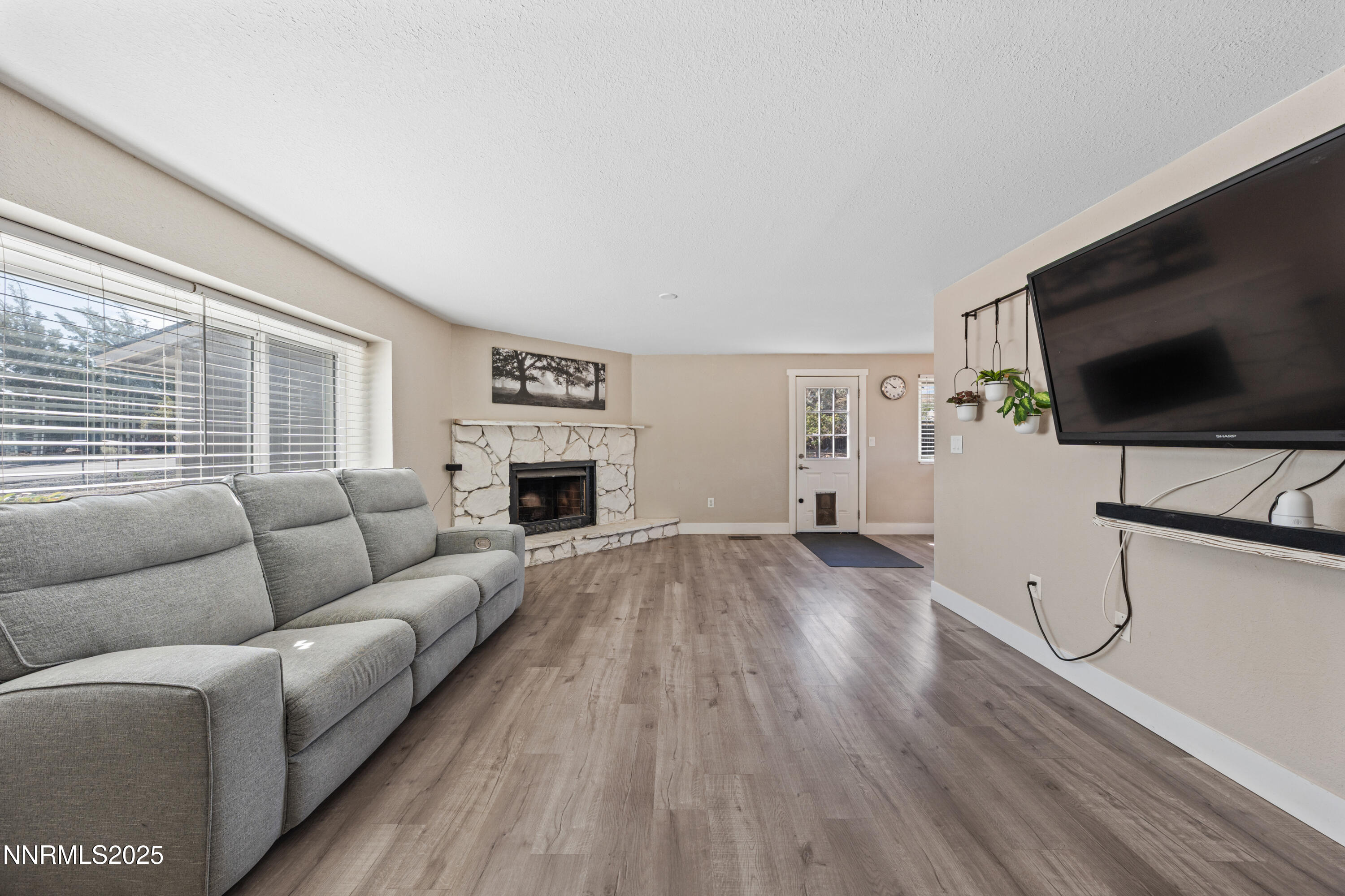2425 Seneca Drive