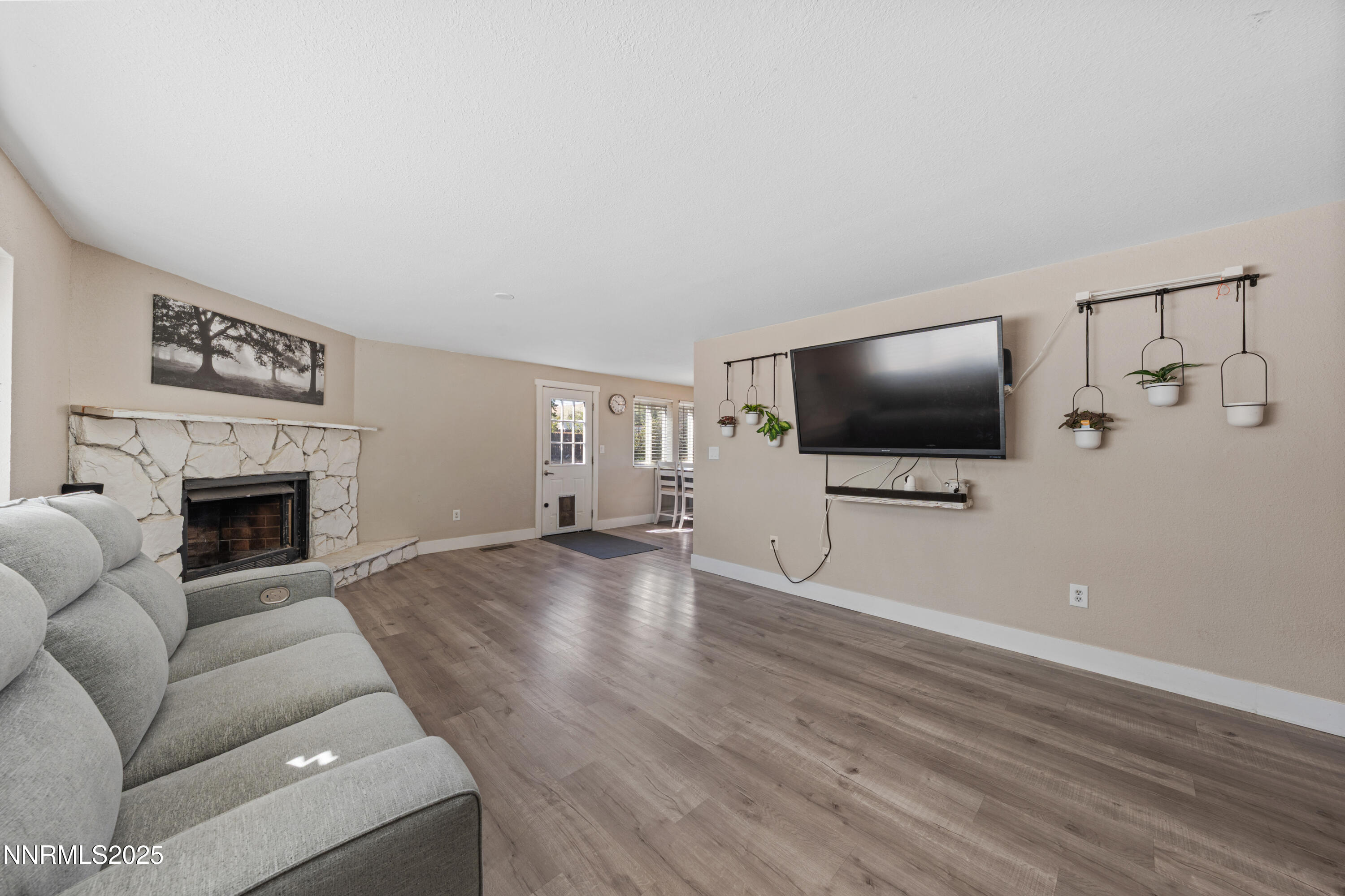 2425 Seneca Drive