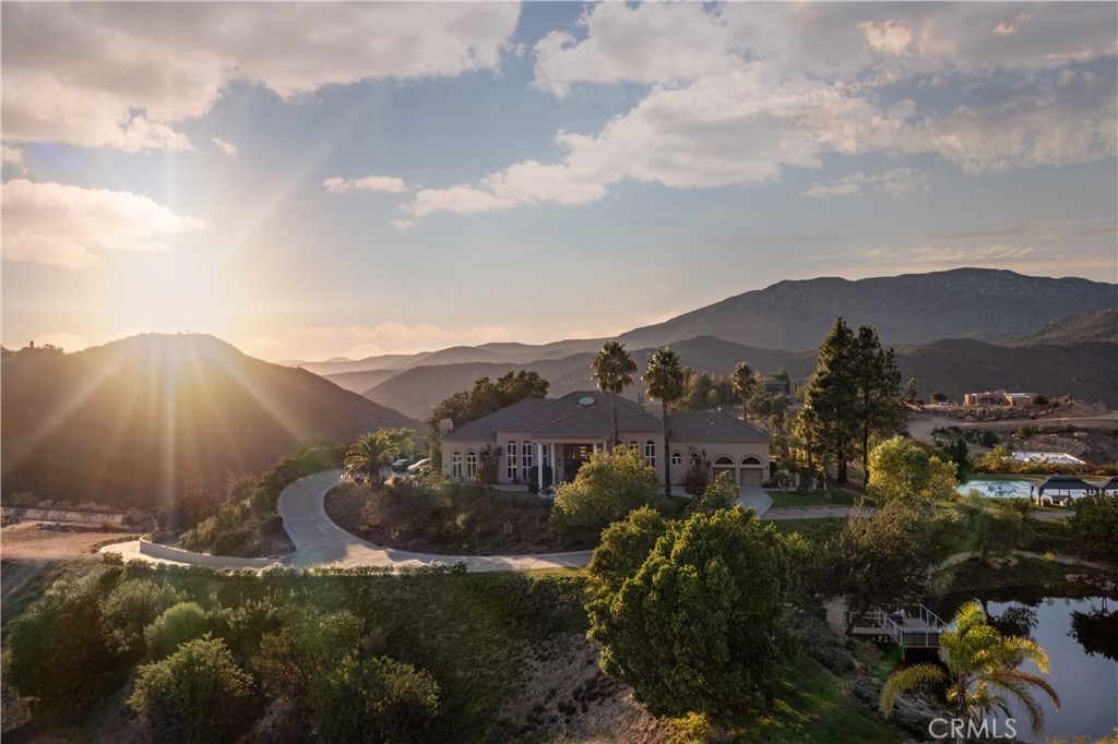 38760 Vista Del Bosque