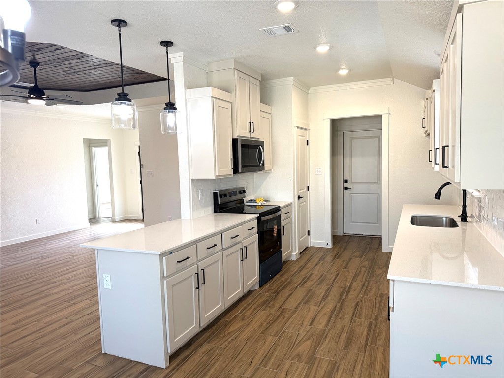 3804 Oglala Trail