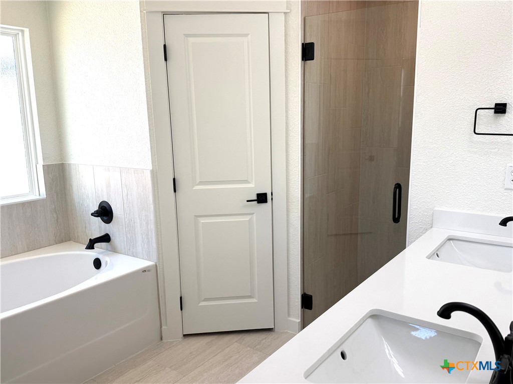 3804 Oglala Trail