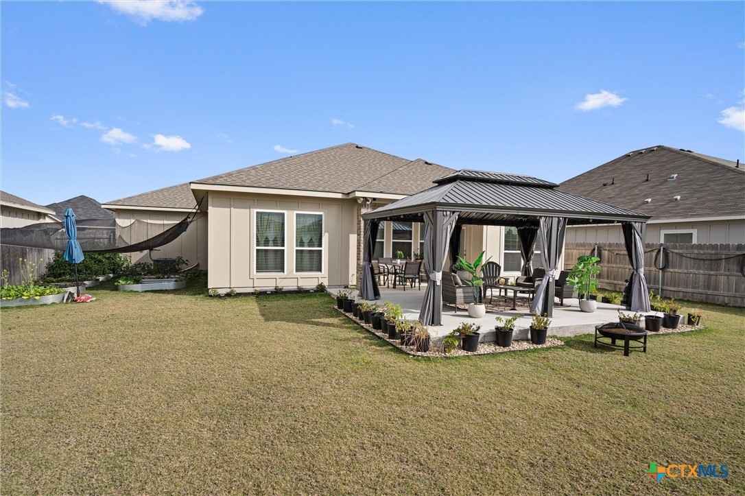 1913 Zabcikville Drive