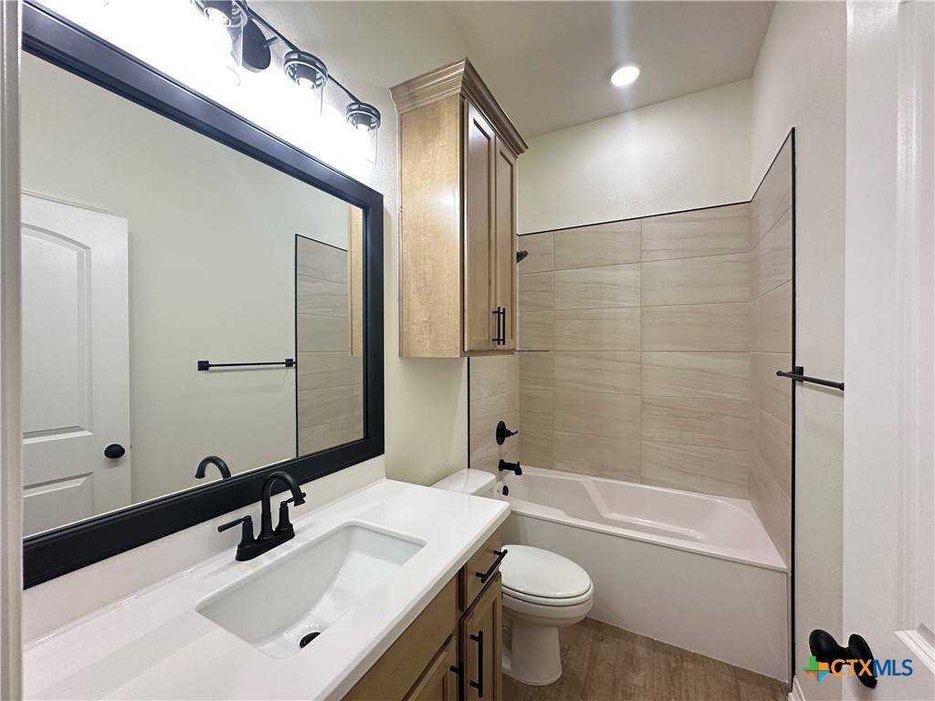 220 Desert Holly Drive
