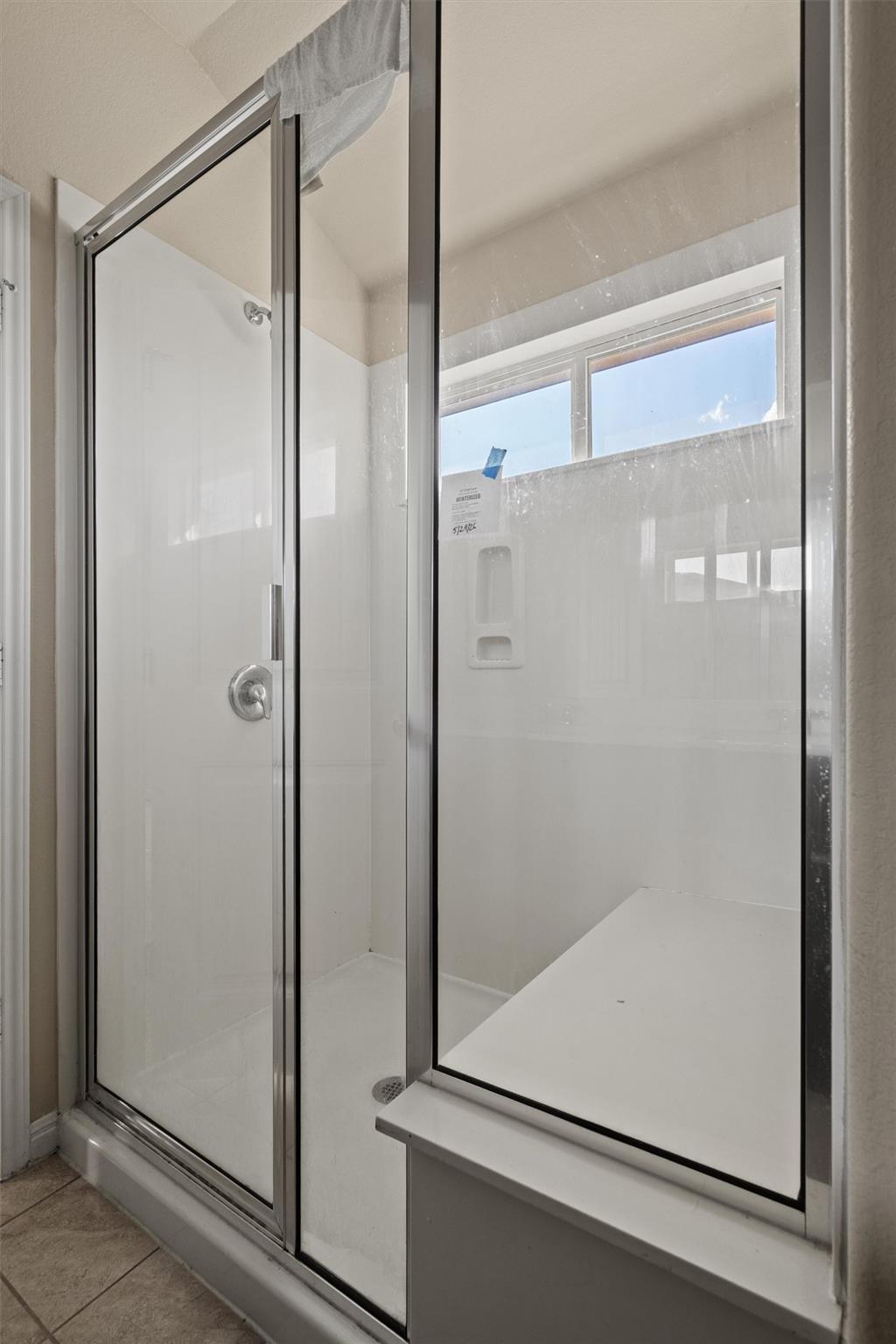 13729 Bauhaus BND