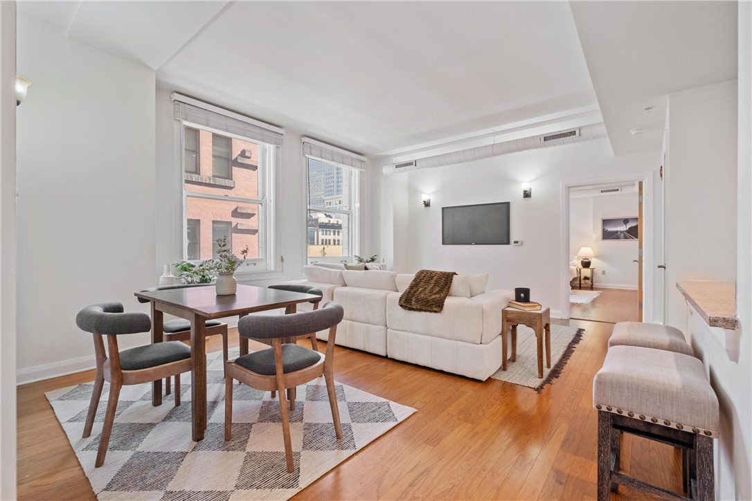 306 4th Ave 501