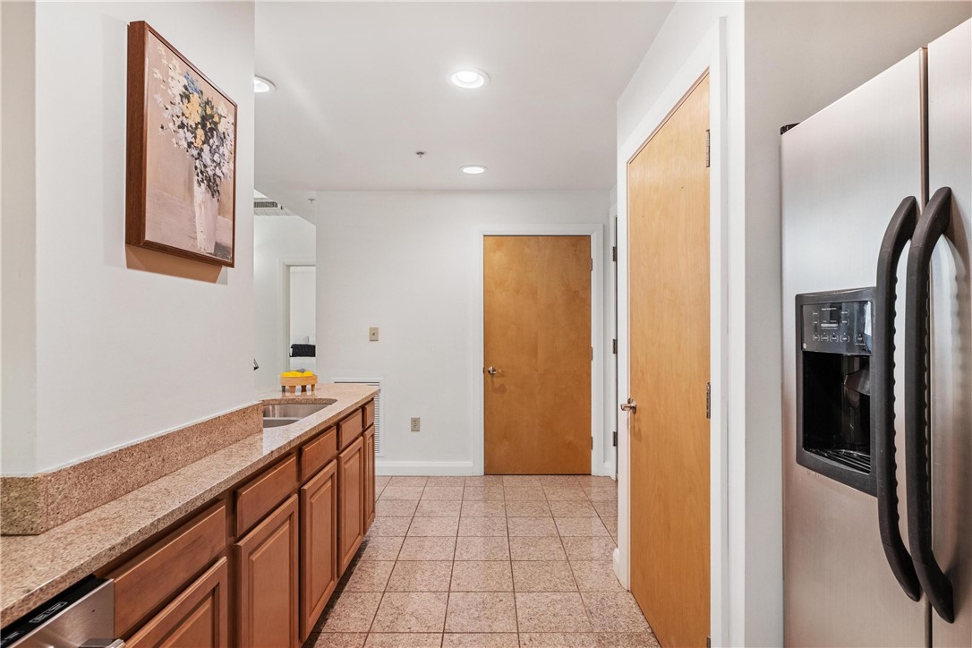 306 4th Ave 501