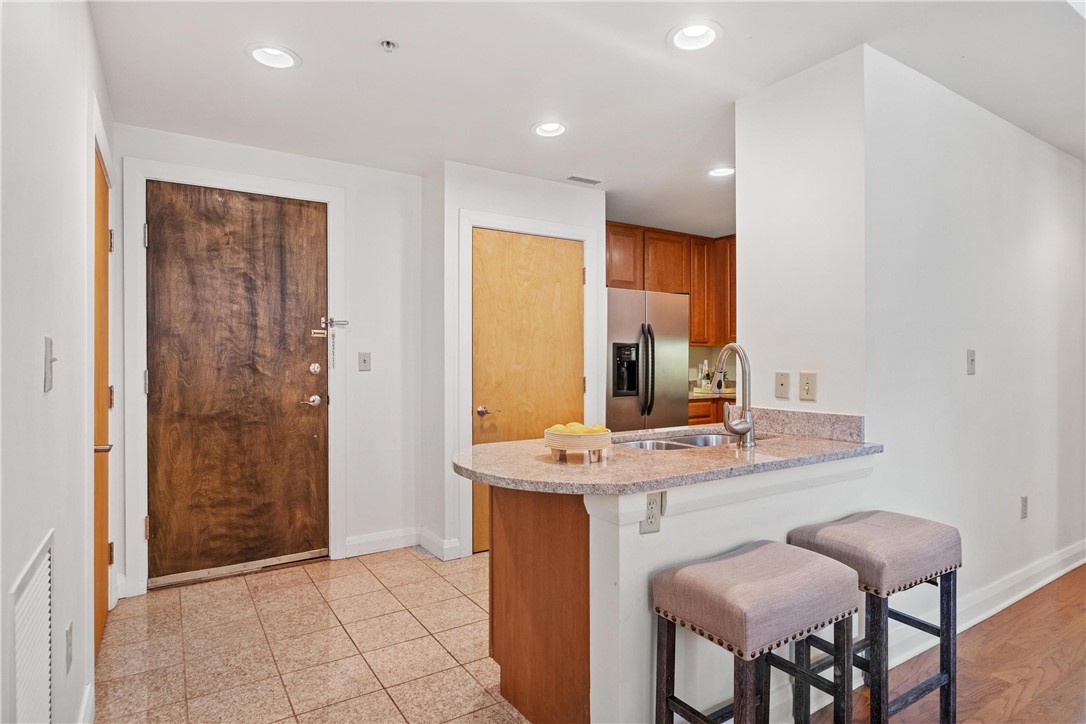 306 4th Ave 501