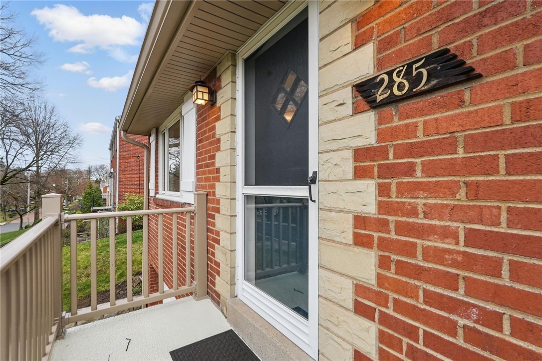 285 Park Entrance Dr