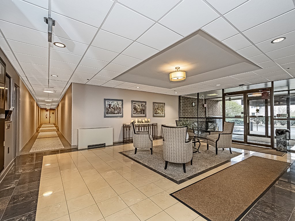 750 Washington Rd 1003