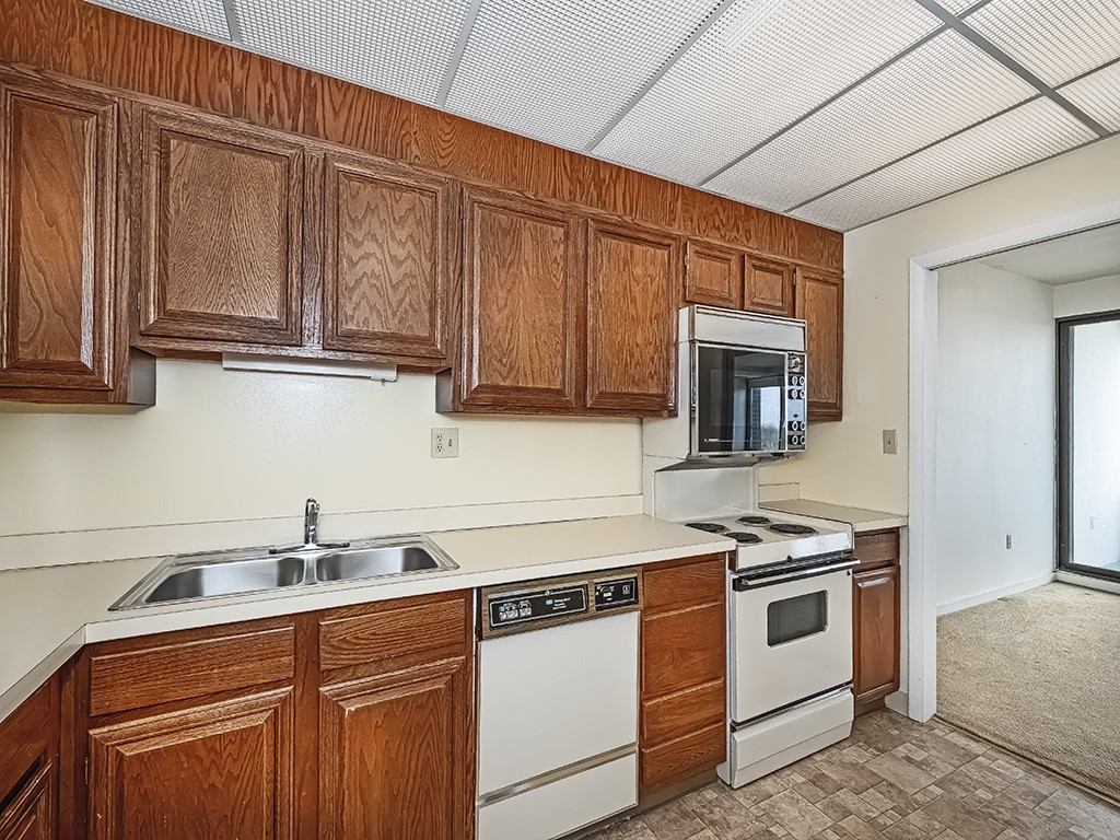 750 Washington Rd 1003