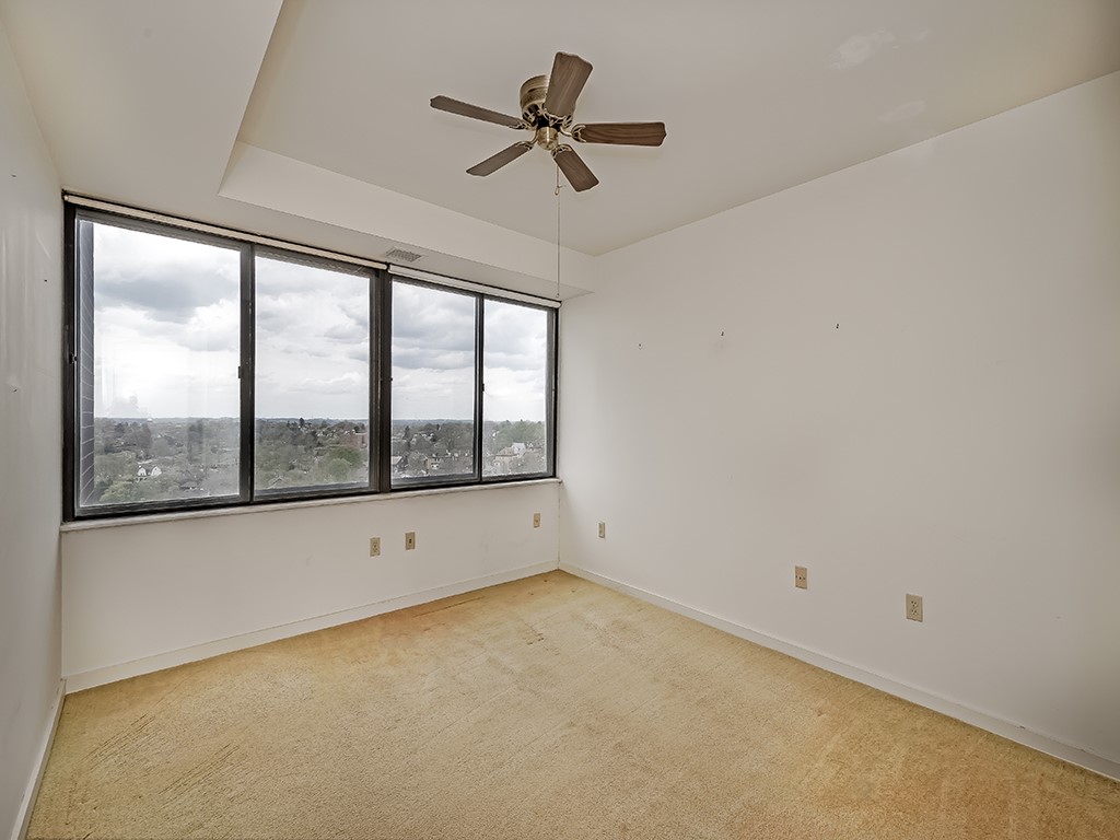 750 Washington Rd 1003