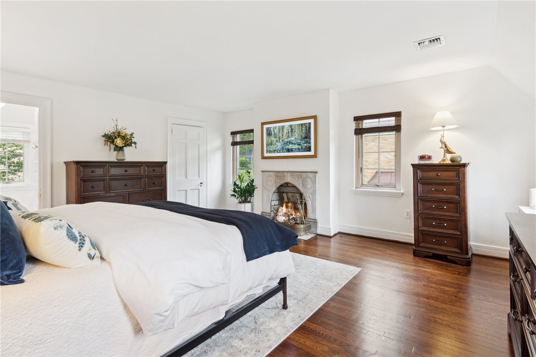 254 ORCHARD DRIVE