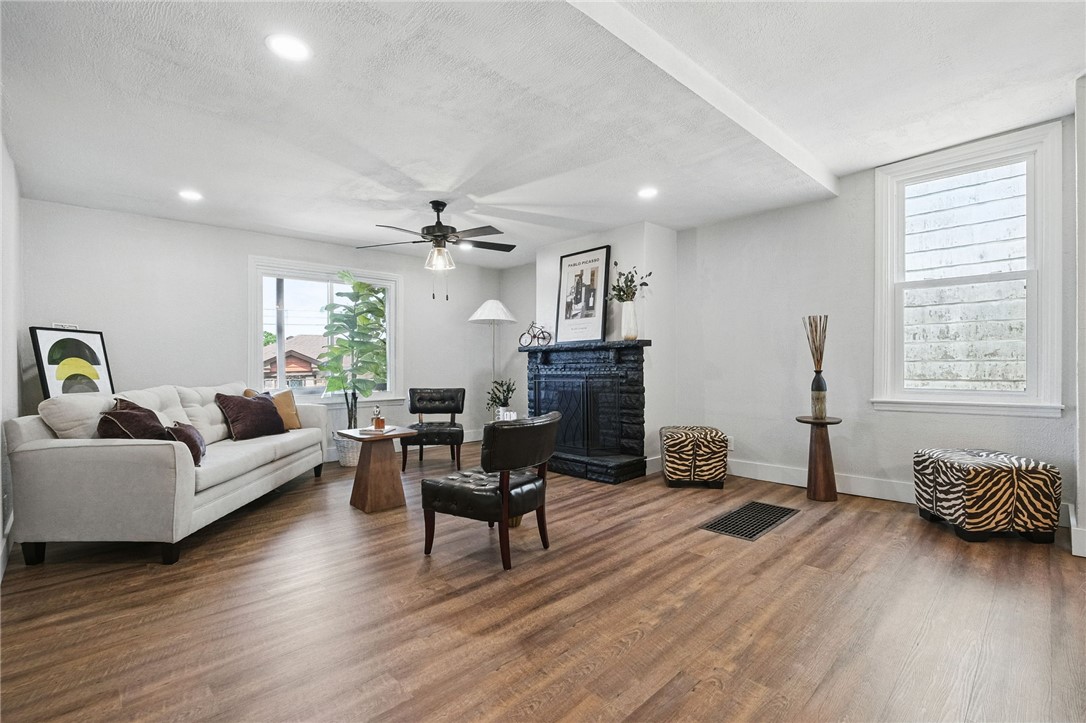 104 Kirk Ave