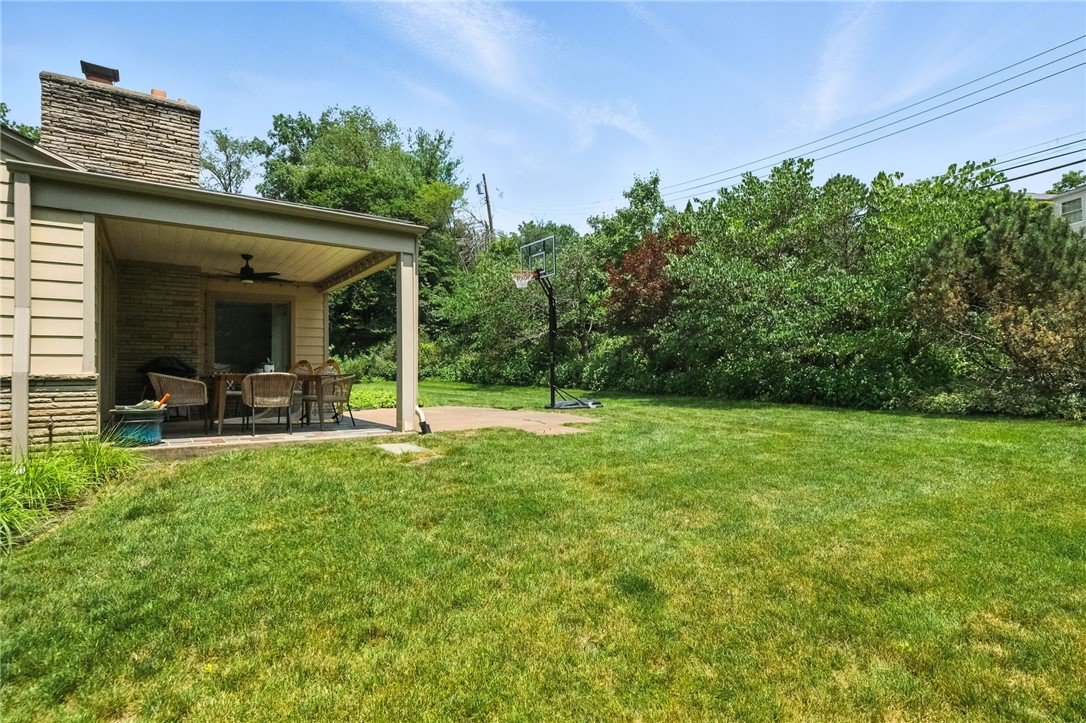 825 White Oak Circle