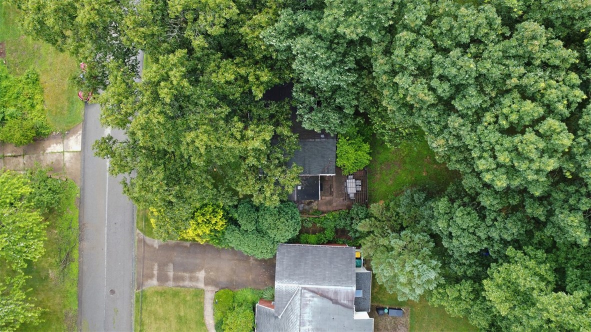 348 Canterbury Dr