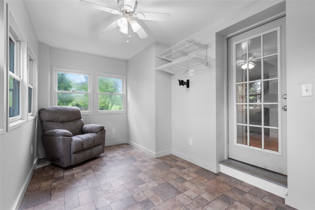 348 Canterbury Dr