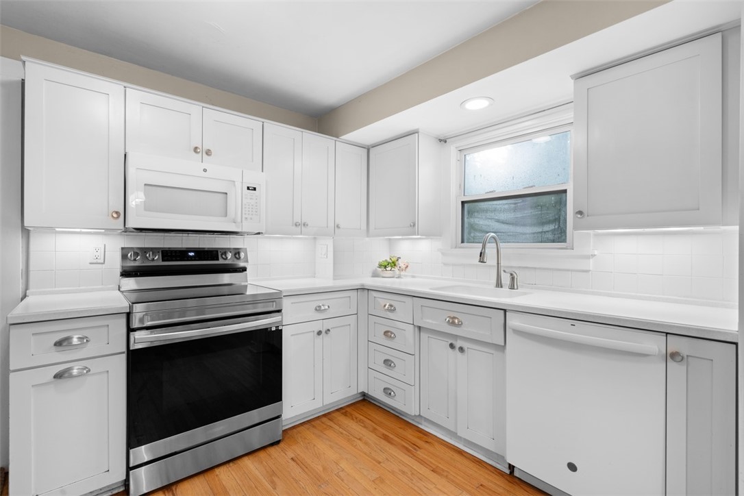 348 Canterbury Dr