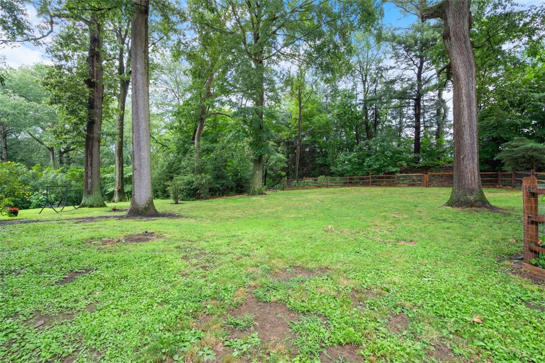 348 Canterbury Dr