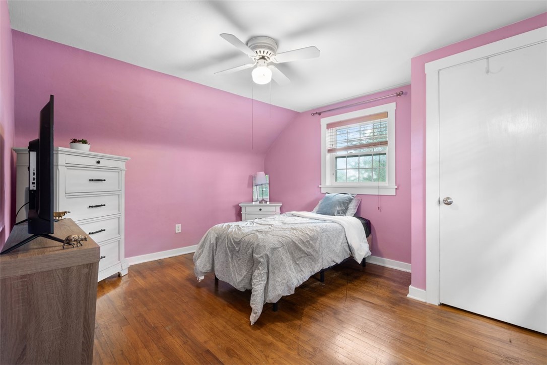 348 Canterbury Dr