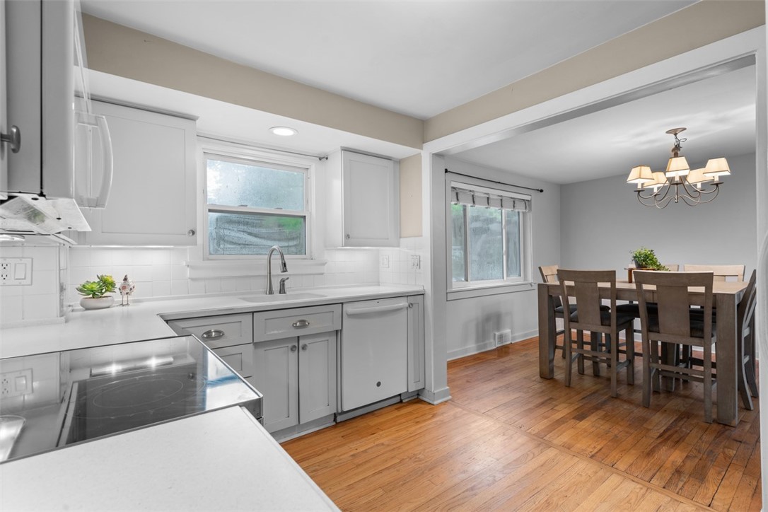 348 Canterbury Dr