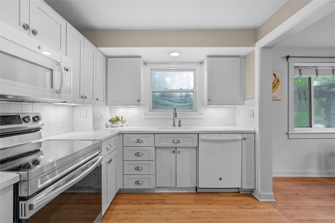 348 Canterbury Dr