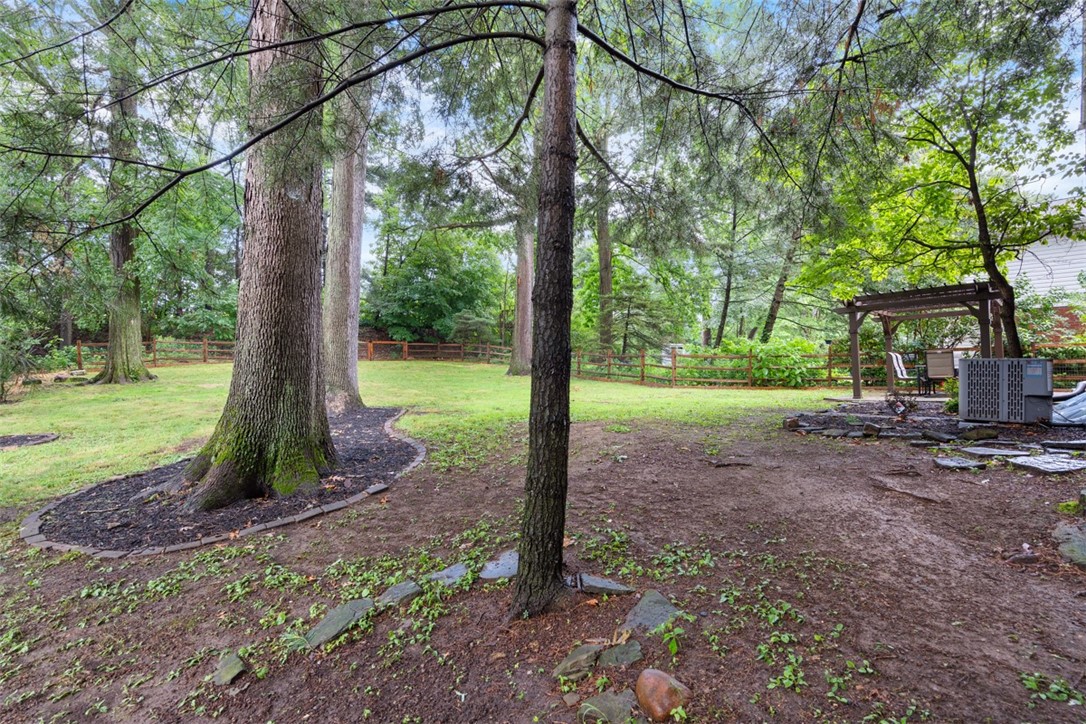 348 Canterbury Dr
