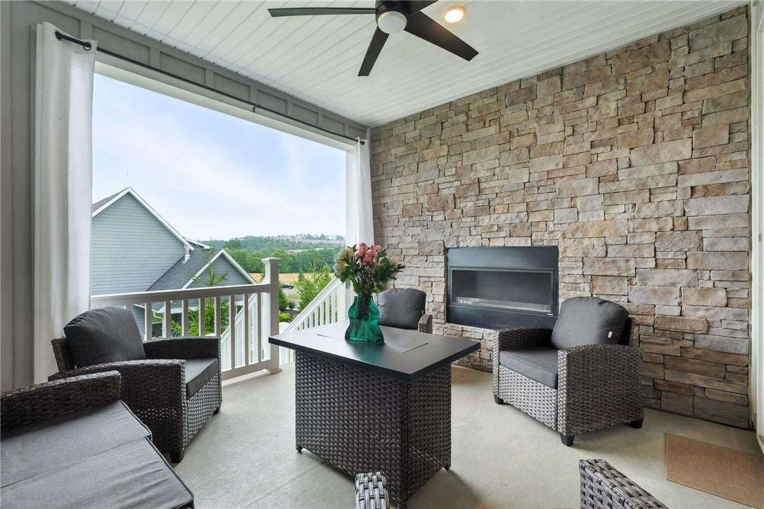 103 Spruce Ln