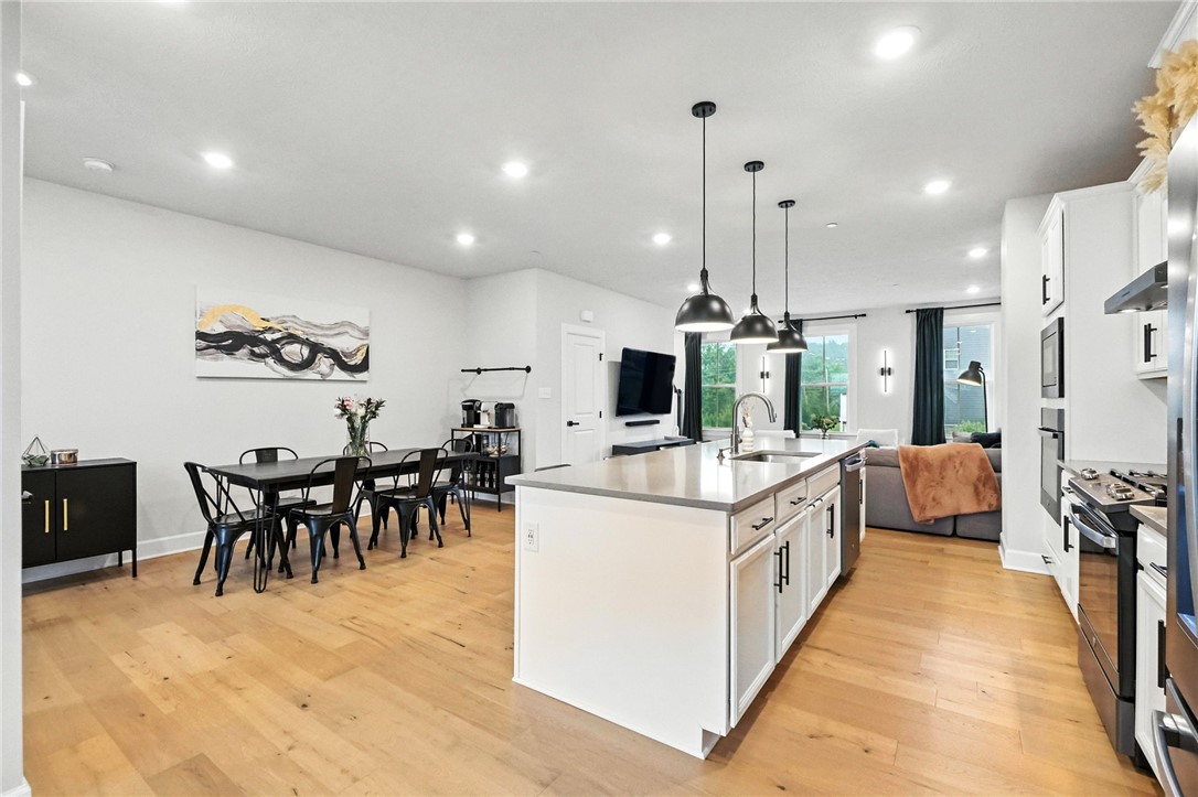 103 Spruce Ln
