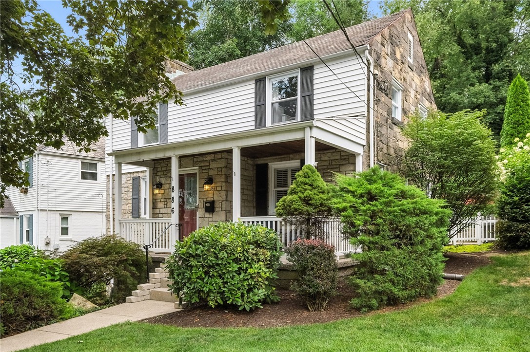 886 N Meadowcroft Ave