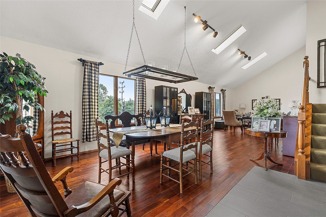 2628 Washington Blvd